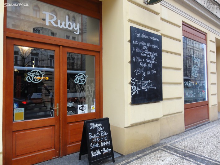 Ресторан, 198 м2, Прага 10 - Винограды фото 2